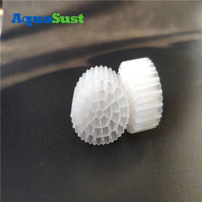 Rapid Carrier Biofilm Formation Mechanism Biological Filter Media 0.96-0.98g/cm3 Manufacturers